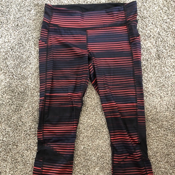 Pace Rival Crop - Picture 3 of 5